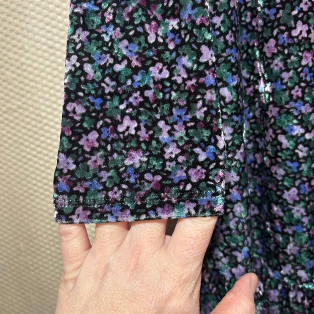 Wild Fable Size Small Long Sleeve Ditzy Floral Velvet Mini Dress - Picture 3 of 8